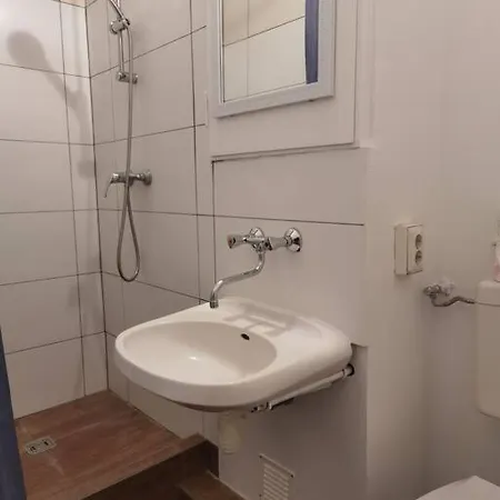 Monteurwohnung In Apartment *